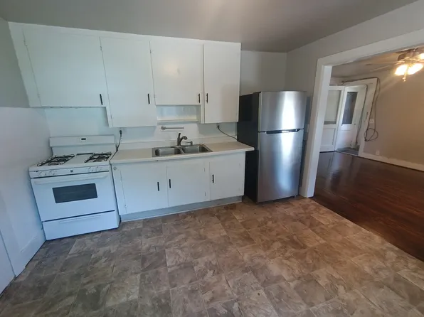 542 S Huttig Ave #A, Independence, MO 64053