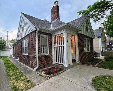 821 E 24th Ave, Kansas City, MO, 64116