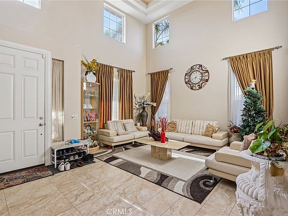 3rd image of 7885 Retriever St