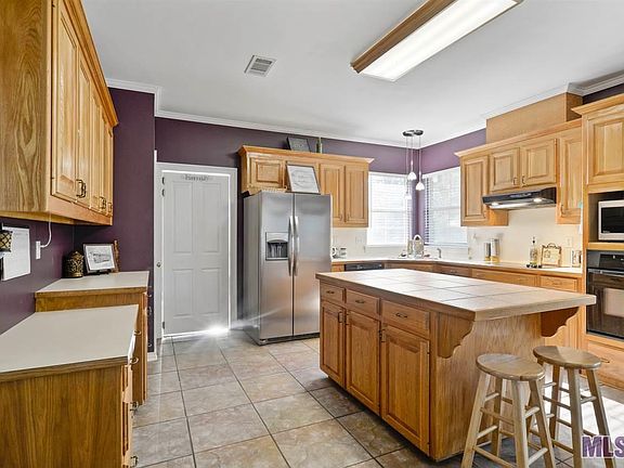 4th image of 10625 White Pine Dr