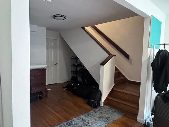 5th image of 206 W 139th St APT 1