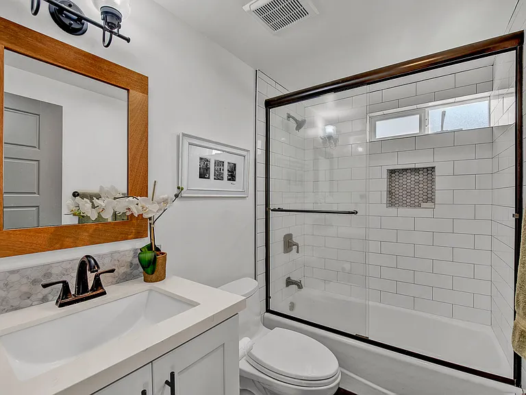 347 Walnut St — Photo 7