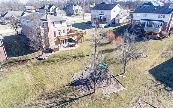 2nd image of 501 Deerfield Ln