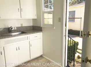 529 W 1st St APT 4, Oxnard, CA 93030