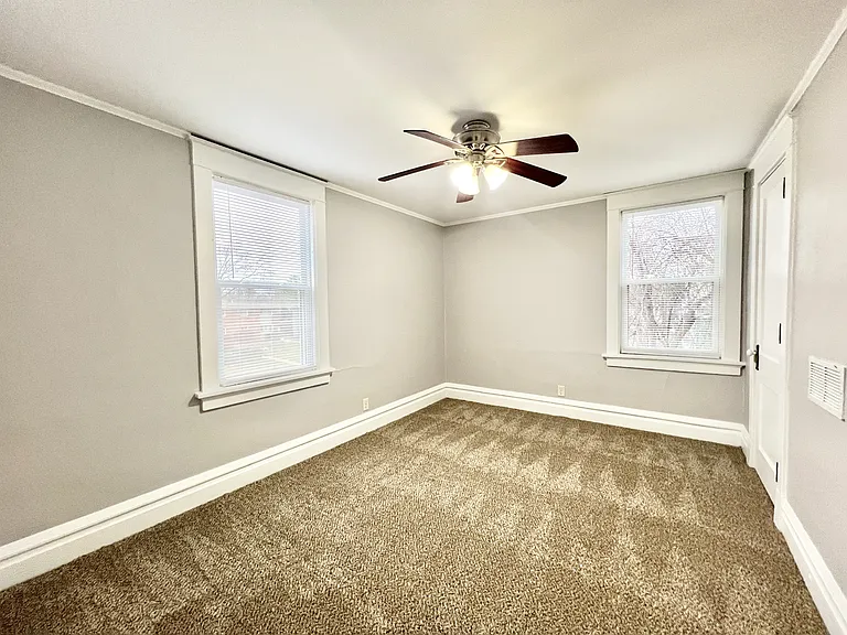 509 E Milwaukee St — Photo 5