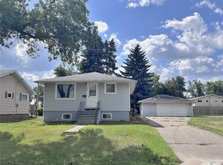579 25th STREET E, Prince Albert, SK S6V 1T4