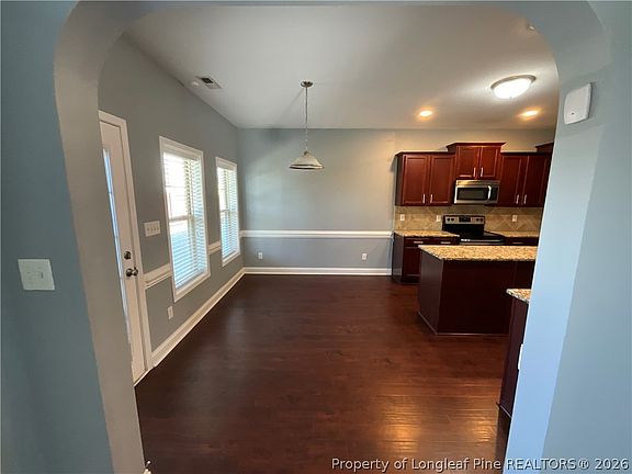 4th image of 269 Fountain Grove Dr