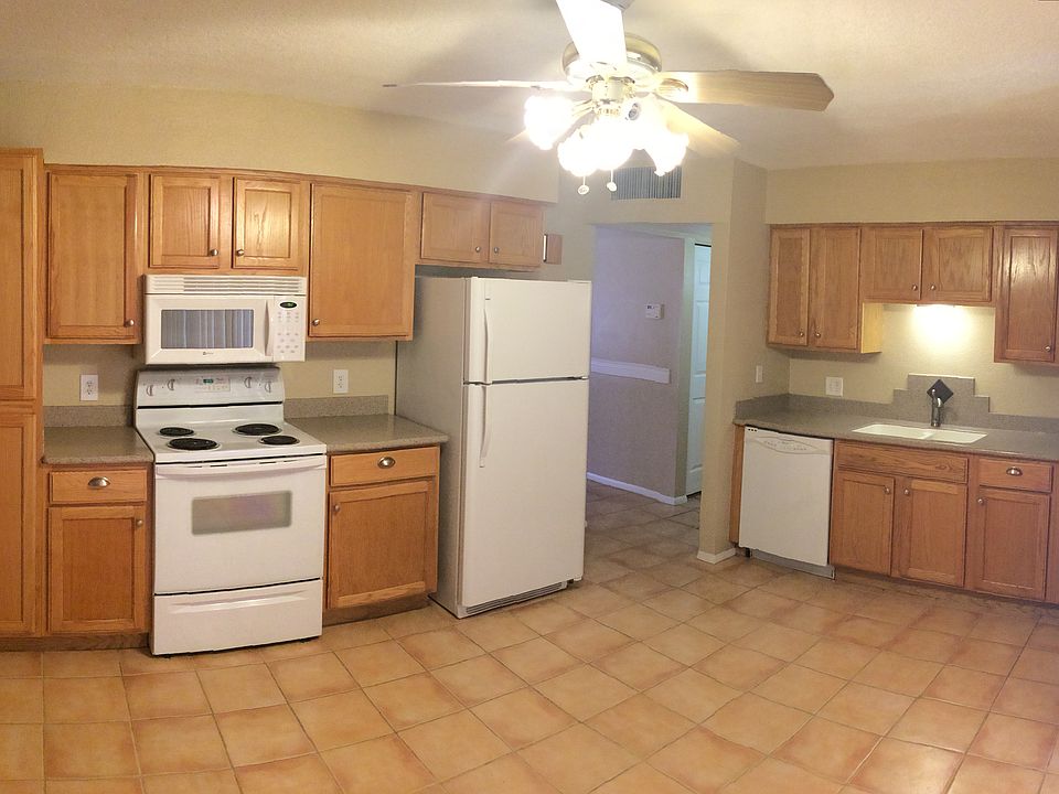 1st image of 3129 W Corrine Dr