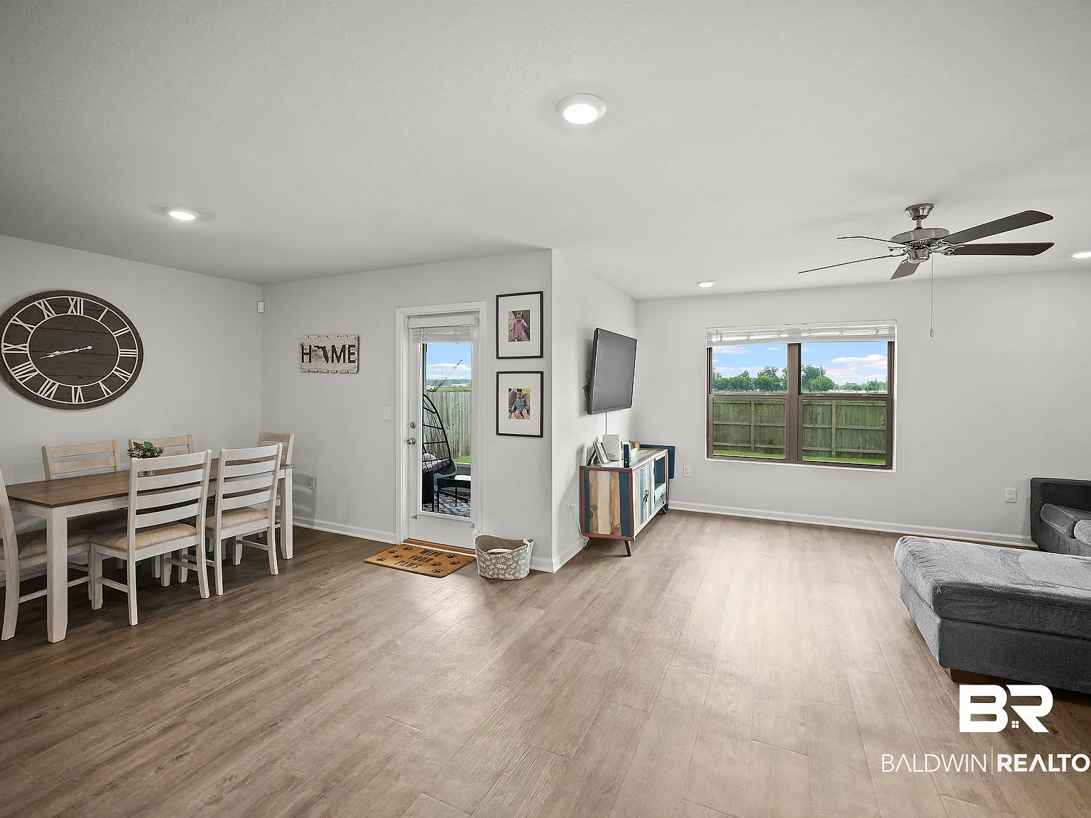 4 bed, 2.0 bath, 1768 sqft, $2,200 — Photo 4