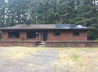 6768 SW Alpine Lake Rd, Pt Orchard, WA 98367