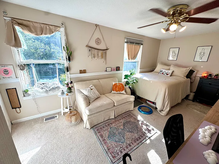 Secondary Bedroom