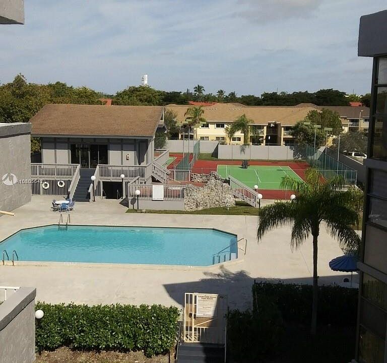 1st image of 18000 NW 68th Ave APT 411A