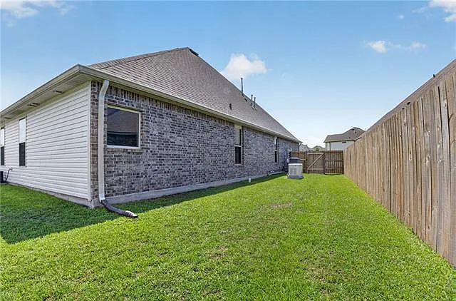 7905 Camellia Bud Ct — Photo 32