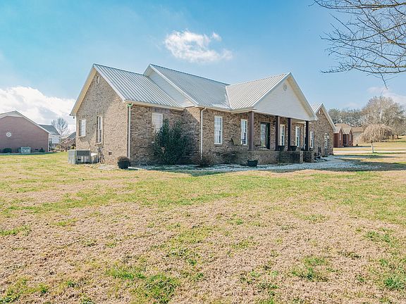 2nd image of 25 Billy Goat Hill Rd