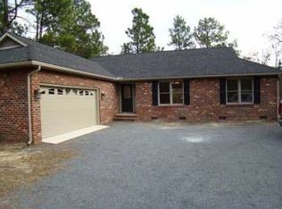 6 Osage Ln, Pinehurst, NC 28374