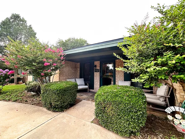 5712 70th Pl, Lubbock, TX 79424