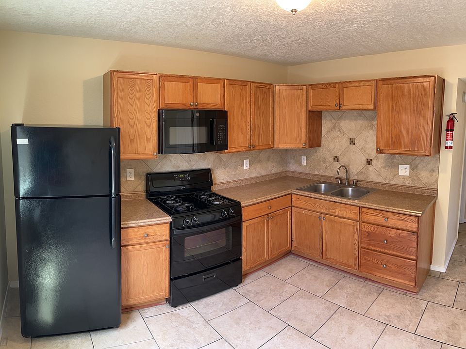 1st image of 1816 Buena Vista Dr SE #3