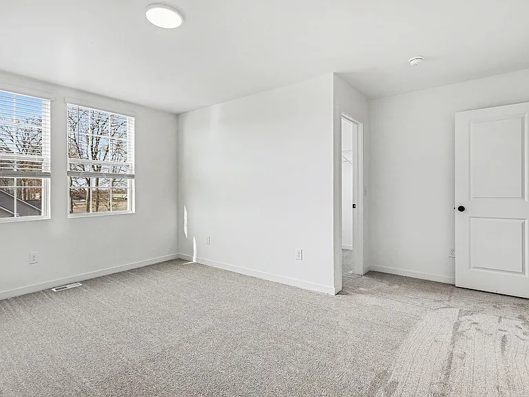 6114 Aurelius Rd — Photo 15