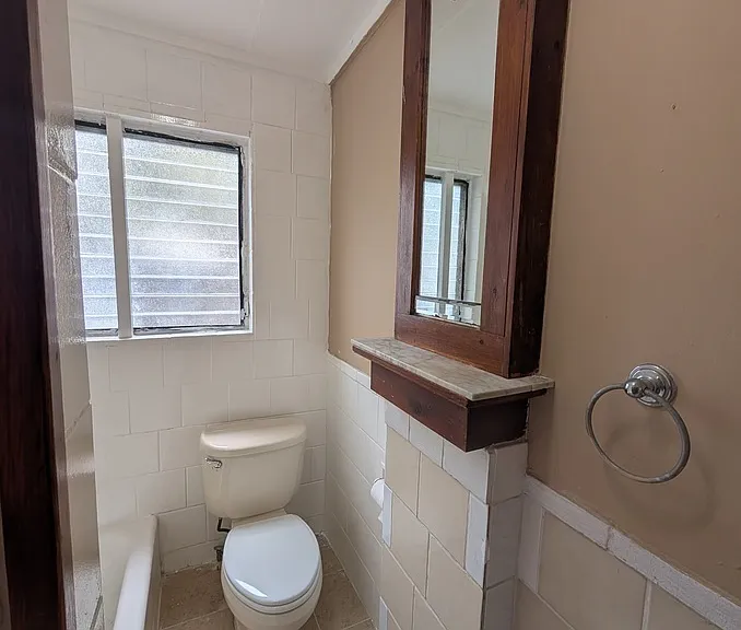 407 Engman St #C — Photo 14