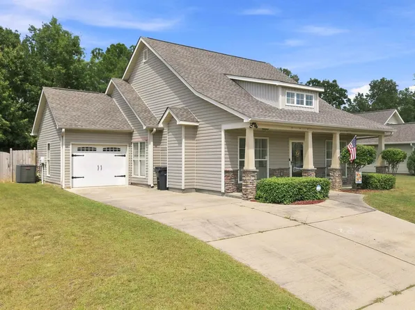 213 Rossburg Dr, Calera, AL 35040