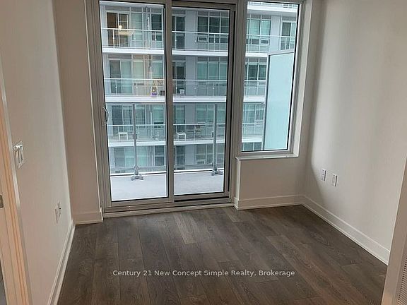 4th image of 195 Redpath Ave #2515