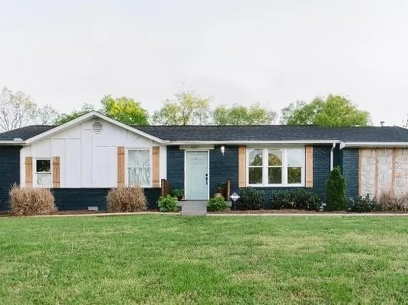 547 Harding Pl, Nashville, TN 37211