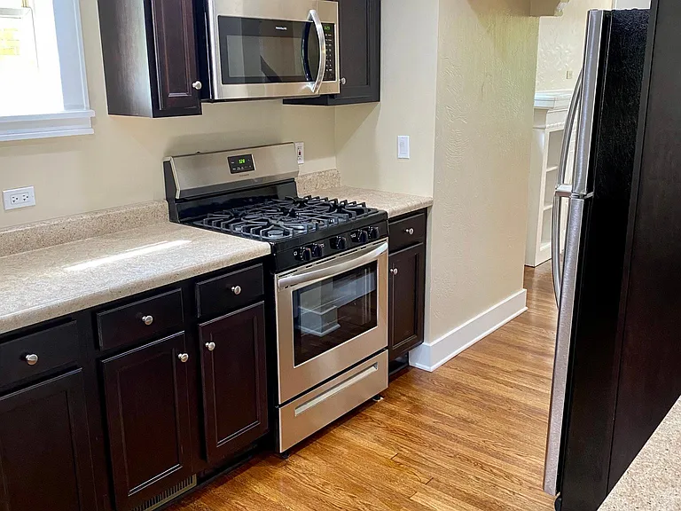 210 Lemoyne Ave — Photo 8