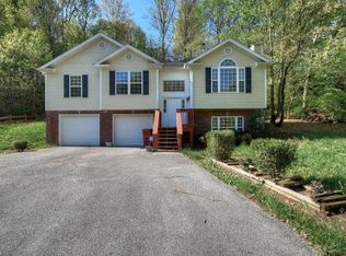 1007 Cherokee Rd, Johnson City, TN 37604