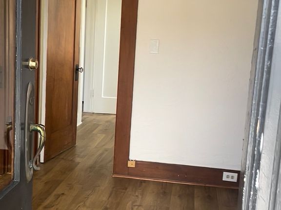 4th image of 3829 Eagle St APT 1