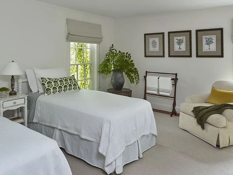 6 Rocky Point Ave — Photo 12