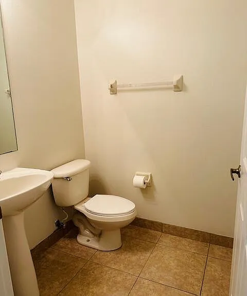 4390 Berkshire Wharf Dr — Photo 24