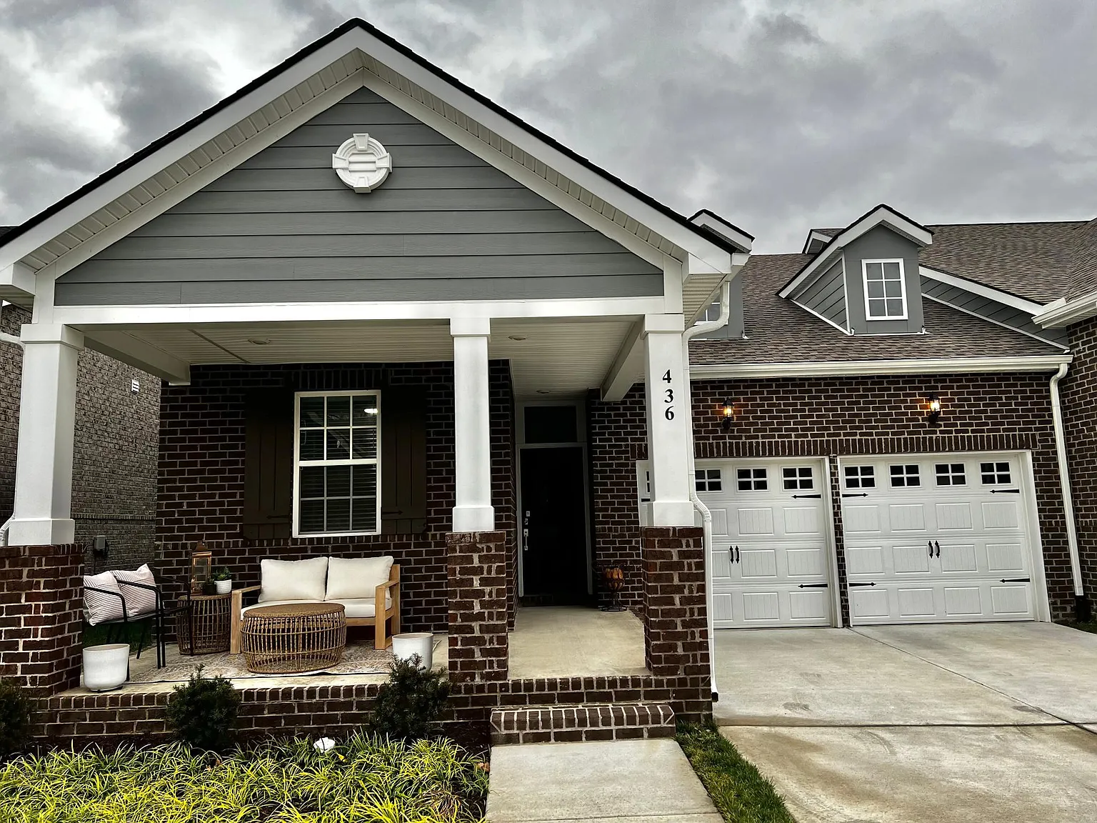 436 Golden Meadow Ln — Photo 2
