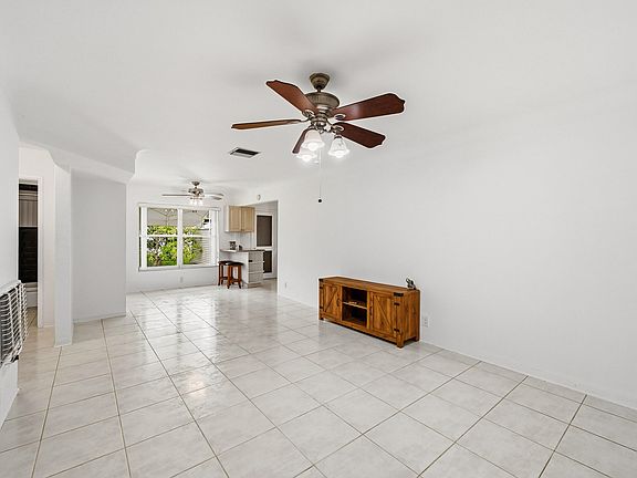 5th image of 1716 N 25th Avenue