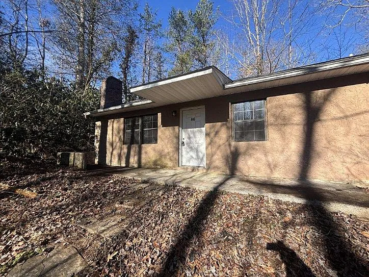 646 Ownby Dr — Photo 1