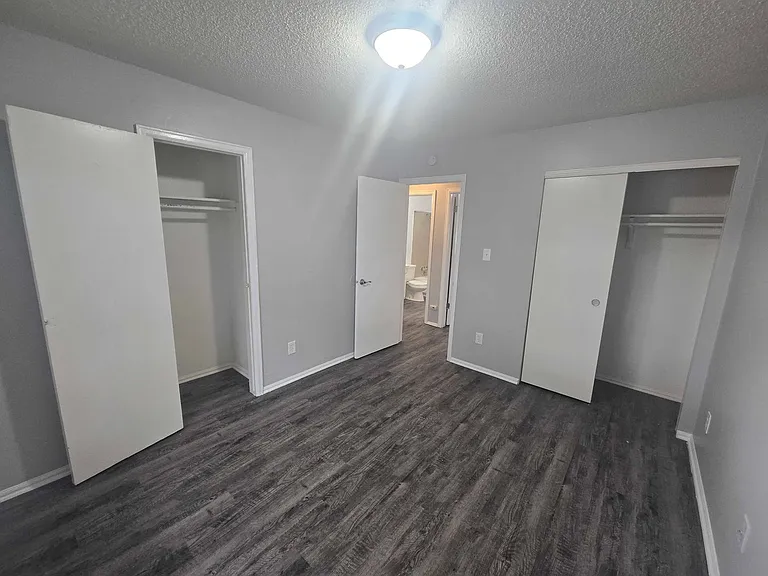 325 S Murray Blvd — Photo 10