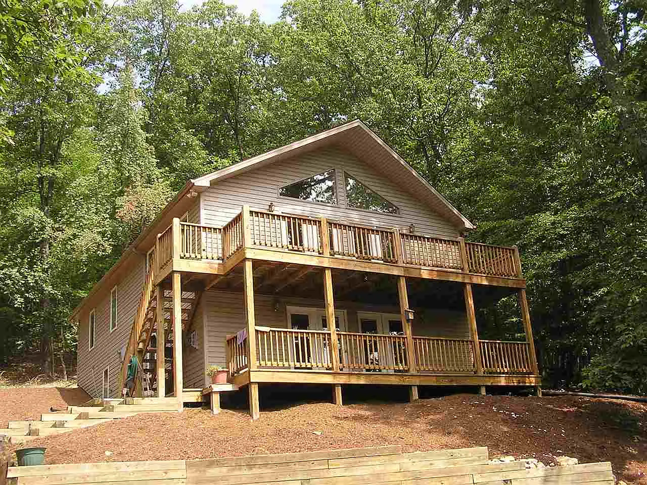175 Deer Dr photo 1