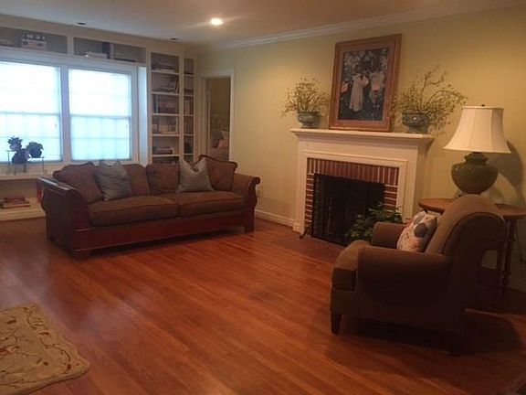 2nd image of 3737 Hilltop Rd