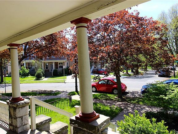 4th image of 39 Greenfield St