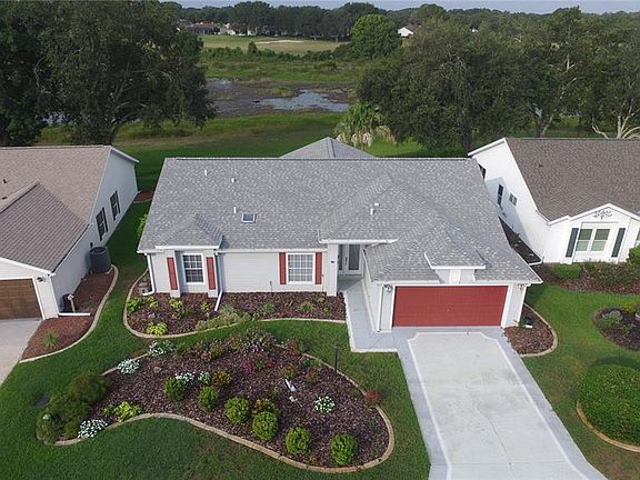 2nd image of 4755 TARA VIEW ROAD