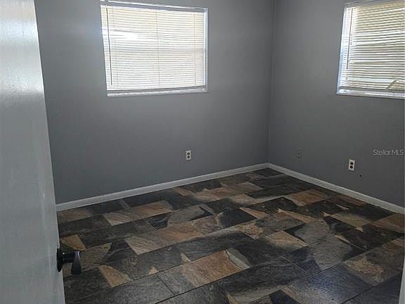 4th image of 1218 Lorie Cir