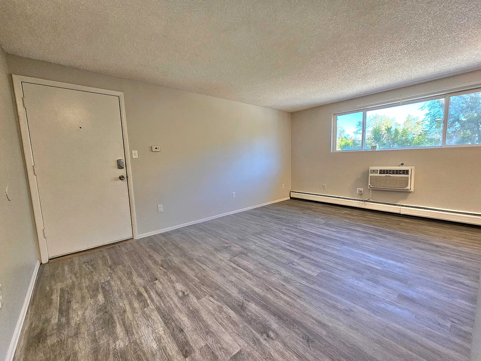 12th and Wads Residences — Photo 3
