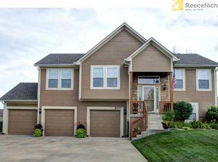 20533 W 200th St, Spring Hill, KS 66083