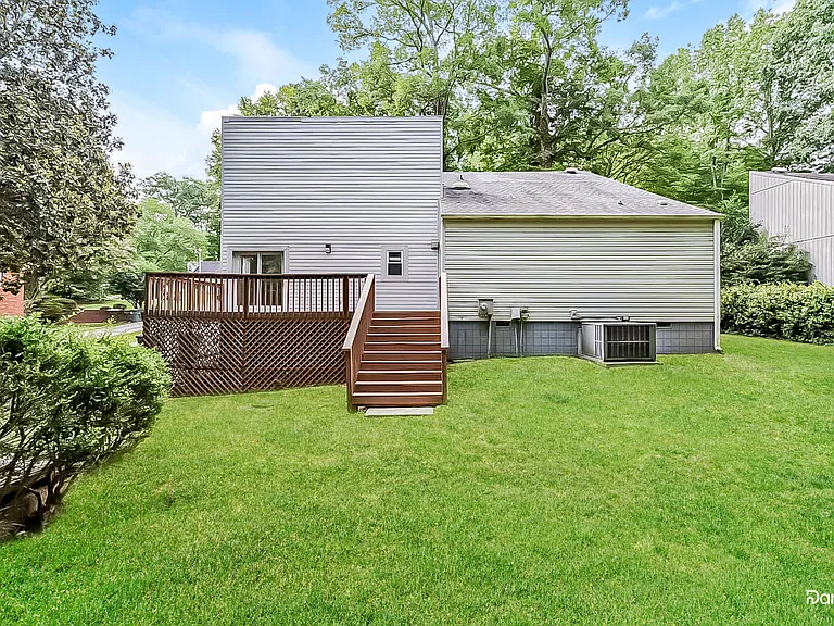 1708 Three Meadows Rd — Photo 14