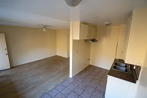 1941 Orchard Ave #3 Photo 1