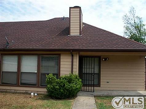 1st image of 920 Westover Dr