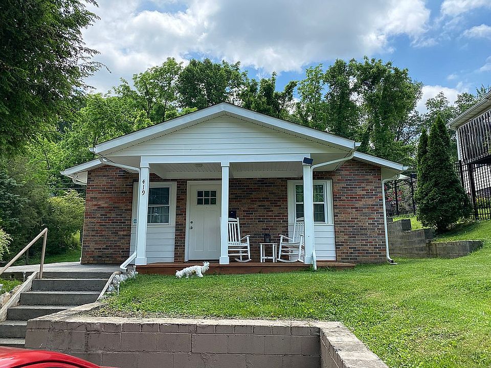 1st image of 419 W Poplar St