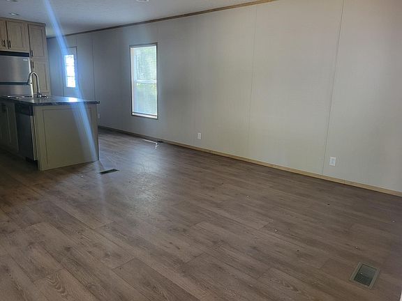 2nd image of 3385 Hartford Hwy #81