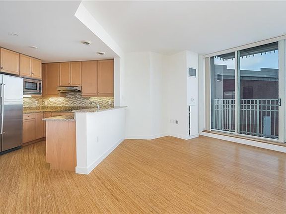 4th image of 1 W Exchange St Unit 1701