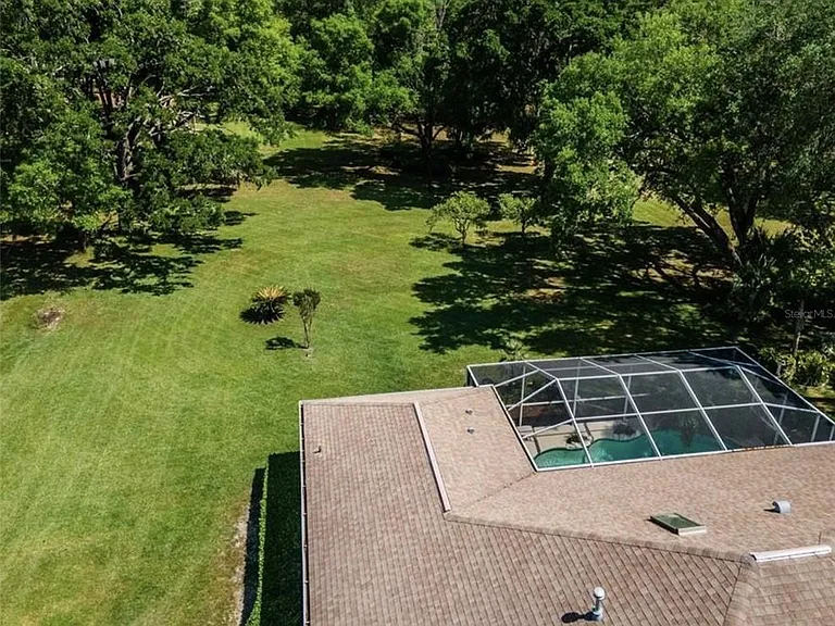 4541 NW 76th Ct — Photo 33