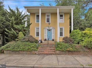 12 W Donegal St, Mount Joy, PA